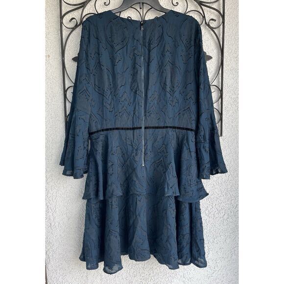 Vince Camuto Flutter Sleeve Tiered Dress - Size 14 - Teal - Picture 6 of 10